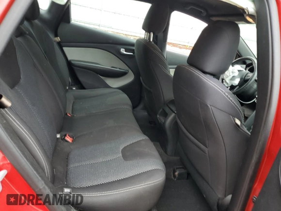 2015 Dodge Dart SXT with VIN 1C3CDFBB7FD433999, listed as a Copart auction lot 58459185 with 185,580 mi miles and Salvage title. Bid and sale history available at DreamBid. Image 10.