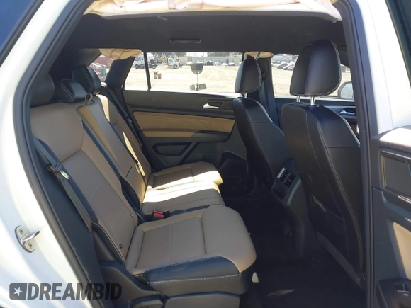2021 Volkswagen Atlas SE with VIN 1V2HE2CA2MC209716, listed as a IAAI auction lot 42710825 with 29,484 mi miles and . Bid and sale history available at DreamBid. Image 8.