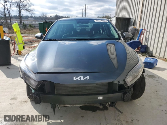 2024 Kia Forte LXS with VIN 3KPF24AD6RE832587, listed as a Copart auction lot 46154835 with 10,880 mi miles and Salvage Title. Bid and sale history available at DreamBid. Image 5.