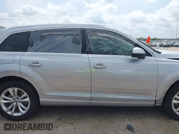 2019 Audi Q7 Premium Plus с VIN WA1LAAF76KD042912, выставлен на аукционе IAAI как лот 42425873 с пробегом Не указан миль и . История ставок и продаж доступна на DreamBid. Изображение 13.