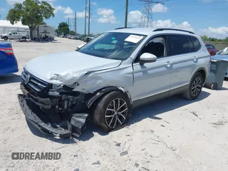 2018 Volkswagen Tiguan SEL с VIN 3VV3B7AX2JM018897, выставлен на аукционе IAAI как лот 42313472 с пробегом 97 362 миль миль и . История ставок и продаж доступна на DreamBid. Изображение 17.