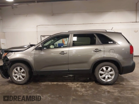 2013 Kia Sorento LX with VIN 5XYKT3A66DG381650, listed as a IAAI auction lot 42400630 with 182,333 mi miles and . Bid and sale history available at DreamBid. Image 15.