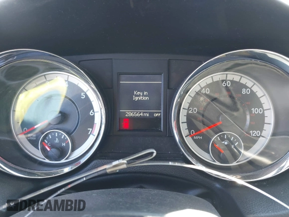 2015 Dodge Grand Caravan R/T with VIN 2C4RDGEG4FR641161, listed as a IAAI auction lot 41237033 with 286,564 mi miles and . Bid and sale history available at DreamBid. Image 7.
