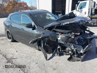 2022 Maserati Levante z VIN ZN661ZUT1NX378955, wystawiony jako IAAI lot #40668435 z przebiegiem 19 878 mil mil oraz . Historia ofert i sprzedaży dostępna na DreamBid. Obrazek 1.