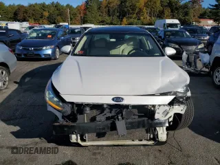 2017 Kia Cadenza Premium with VIN KNALC4J11H5073294, listed as a Copart auction lot 75508654 with 109,066 mi miles and Salvage Title. Bid and sale history available at carsss.com. Image 5.