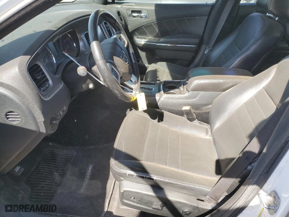 2011 Dodge Charger RT Max with VIN 2B3CM5CT5BH610920, listed as a Copart auction lot 73713394 with 136,088 mi miles and Salvage Title. Bid and sale history available at carsss.com. Image 7.