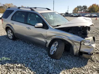 2007 Ford Freestyle SEL with VIN 1FMDK02137GA22864, listed as a Copart auction lot 73942603 with 134,137 mi miles and Salvage Title. Bid and sale history available at carsss.com. Image 4.