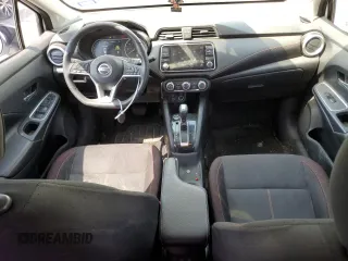 2021 Nissan Versa SR z VIN 3N1CN8FV8ML923466, wystawiony jako Copart lot #51650045 z przebiegiem 56 615 mil mil oraz Szkoda całkowita • Salvage title. Historia ofert i sprzedaży dostępna na DreamBid. Obrazek 8.