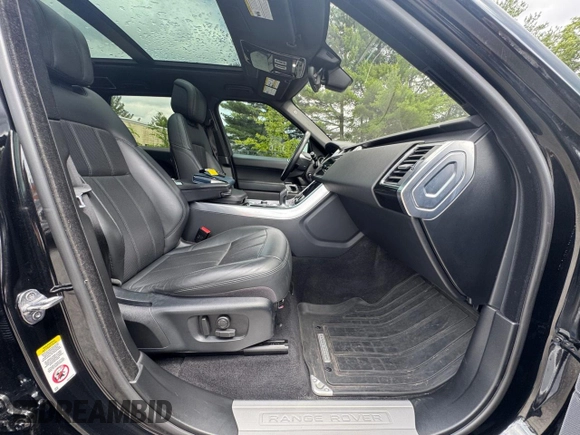 2020 Land Rover Range Rover Sport HSE with VIN SALWR2SU7LA712671, listed as a Copart auction lot 65335855 with 99,410 mi miles and Clean title. Bid and sale history available at DreamBid. Image 5.