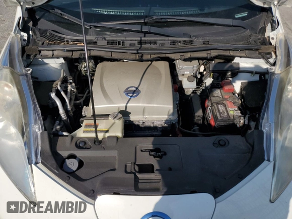 2015 Nissan LEAF S with VIN 1N4AZ0CP4FC333348, listed as a Copart auction lot 52202395 with 44,926 mi miles and Salvage Title. Bid and sale history available at DreamBid. Image 11.