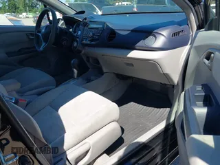 2010 Honda Insight EX with VIN JHMZE2H76AS043235, listed as a IAAI auction lot 42715178 with 156,073 mi miles and . Bid and sale history available at DreamBid. Image 5.