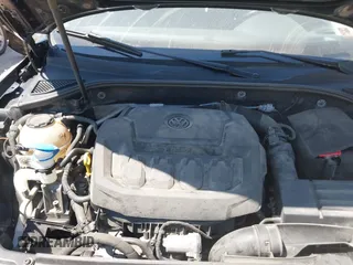 2018 Volkswagen Passat S z VIN 1VWAA7A39JC006444, wystawiony jako IAAI lot #42233008 z przebiegiem 136 828 mil mil oraz . Historia ofert i sprzedaży dostępna na DreamBid. Obrazek 10.
