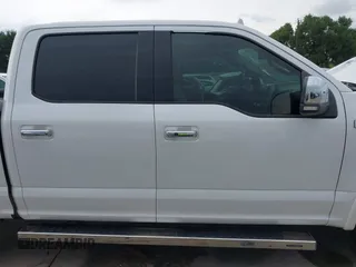 2018 Ford F-150 XL z VIN 1FTEW1EG1JKC32919, wystawiony jako IAAI lot #42486820 z przebiegiem 166 382 mil mil oraz . Historia ofert i sprzedaży dostępna na DreamBid. Obrazek 14.