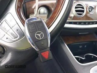 2016 Mercedes-Benz S 550 with VIN WDDUG8CB5GA222424, listed as a IAAI auction lot 40413820 with 125,802 mi miles and . Bid and sale history available at carsss.com. Image 11.