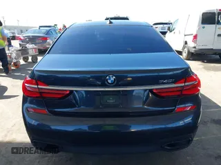 2019 BMW 7 Series 740i with VIN WBA7E2C53KB218375, listed as a IAAI auction lot 42008827 with 61,337 mi miles and . Bid and sale history available at DreamBid. Image 16.