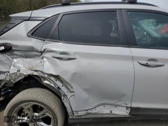 2022 Hyundai Kona SEL with VIN KM8K6CAB0NU819594, listed as a Copart auction lot 54339375 with 21,457 mi miles and Salvage Title. Bid and sale history available at DreamBid. Image 11.