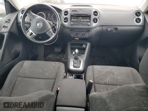 2013 Volkswagen Tiguan S with VIN WVGAV3AX9DW567289, listed as a Copart auction lot 60174115 with 157,484 mi miles and Clean title. Bid and sale history available at DreamBid. Image 8.