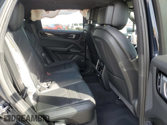 2020 Porsche Cayenne with VIN WP1AA2AY7LDA05290, listed as a Copart auction lot 50330835 with 70,155 mi miles and Salvage title. Bid and sale history available at DreamBid. Image 11.