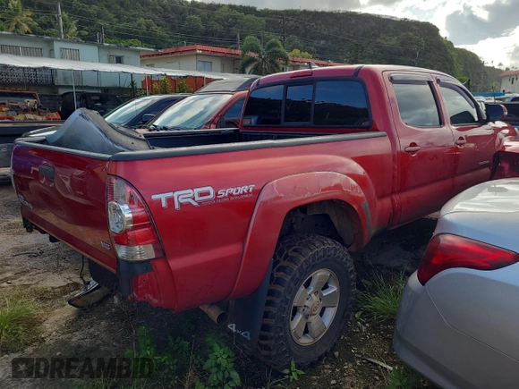 2015 Toyota Tacoma with VIN 5TFMU4FN9FX030517, listed as a Copart auction lot 75511903 with Not Provided miles and Salvage Title. Bid and sale history available at carsss.com. Image 3.