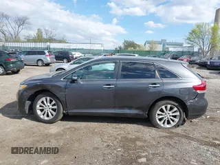2013 Toyota Venza LE with VIN 4T3ZA3BB3DU070081, listed as a IAAI auction lot 42045521 with 88,152 mi miles. Bid and sale history available at carsss.com. Image 14.