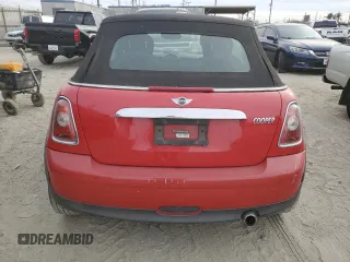 2010 MINI Convertible с VIN WMWMR3C56ATU97164, выставлен на аукционе Copart как лот 83908904 с пробегом 153 936 миль миль и Списание • Salvage title. История ставок и продаж доступна на DreamBid. Изображение 6.