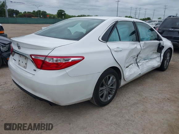 2015 Toyota Camry XLE z VIN 4T1BF1FK7FU009782, wystawiony jako IAAI lot #42366251 z przebiegiem 302 295 mil mil oraz . Historia ofert i sprzedaży dostępna na DreamBid. Obrazek 4.