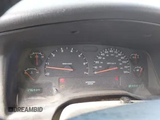 2003 Dodge Dakota SLT with VIN 1D7HL48N33S295059, listed as a IAAI auction lot 42085612 with 176,934 mi miles. Bid and sale history available at carsss.com. Image 7.