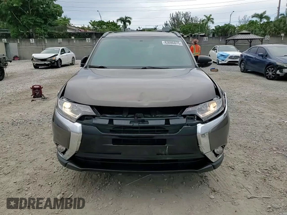 2018 Mitsubishi Outlander SE with VIN JA4AD3A38JZ034634, listed as a Copart auction lot 63086875 with 93,832 mi miles and Salvage title. Bid and sale history available at DreamBid. Image 15.