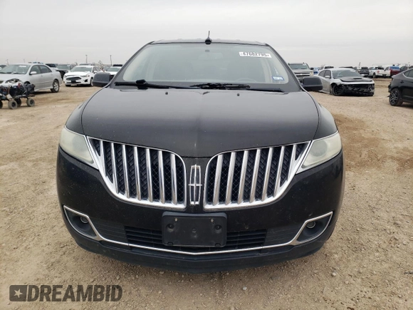 2012 Lincoln MKX with VIN 2LMDJ6JK4CBL01777, listed as a Copart auction lot 47682795 with 186,511 mi miles and Salvage Title. Bid and sale history available at carsss.com. Image 5.