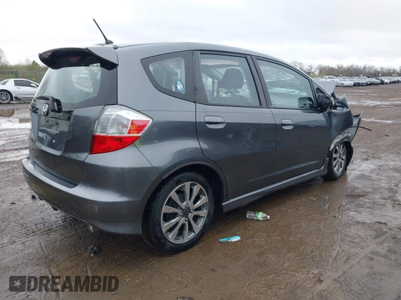 2013 Honda Fit Sport с VIN JHMGE8H56DC019458, выставлен на аукционе IAAI как лот 41912389 с пробегом Не указан миль и . История ставок и продаж доступна на DreamBid. Изображение 4.