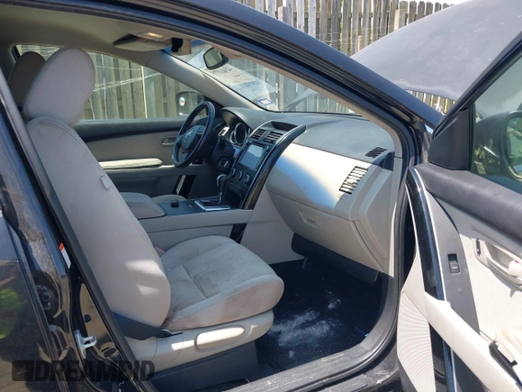 2008 Mazda CX-9 Touring z VIN JM3TB28A280124208, wystawiony jako IAAI lot #42411575 z przebiegiem 135 312 mil mil oraz . Historia ofert i sprzedaży dostępna na DreamBid. Obrazek 5.