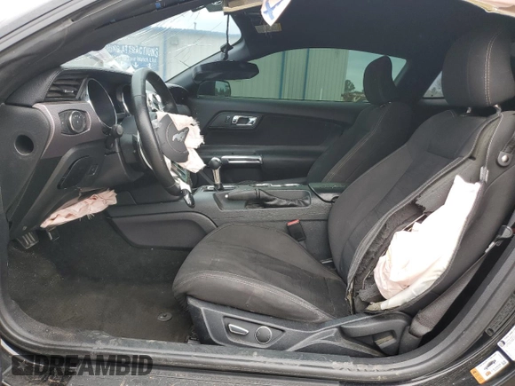 2017 Ford Mustang GT z VIN 1FA6P8CFXH5212459, wystawiony jako Copart lot #56038425 z przebiegiem 175 696 mil mil oraz Szkoda całkowita • Salvage title. Historia ofert i sprzedaży dostępna na DreamBid. Obrazek 7.