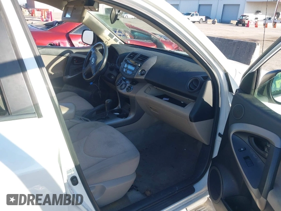 2007 Toyota RAV4 Limited with VIN JTMZD31V275050998, listed as a IAAI auction lot 41657967 with 217,646 mi miles. Bid and sale history available at carsss.com. Image 5.