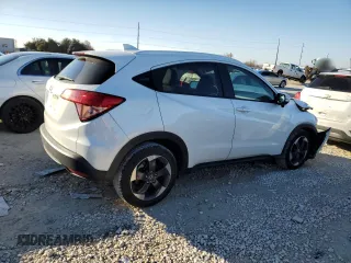 2018 Honda HR-V EX-L Navi with VIN 3CZRU5H70JM701169, listed as a Copart auction lot 43001395 with 59,720 mi miles and Salvage Title. Bid and sale history available at carsss.com. Image 3.