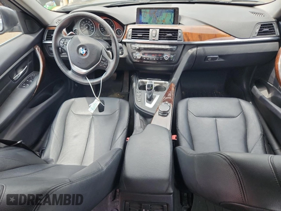 2015 BMW 3 Series 328i xDrive с VIN WBA3G7C52FK480593, выставлен на аукционе Copart как лот 63204795 с пробегом 125 690 миль миль и Списание • Salvage title. История ставок и продаж доступна на DreamBid. Изображение 8.