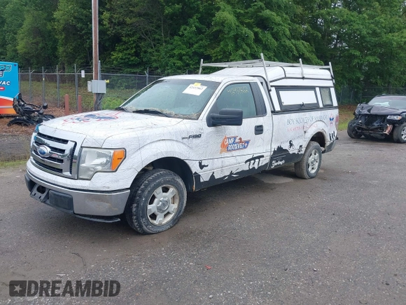 2009 Ford F-150 XL с VIN 1FTRF12899KB32240, выставлен на аукционе IAAI как лот 42437862 с пробегом 174 045 миль миль и . История ставок и продаж доступна на DreamBid. Изображение 2.
