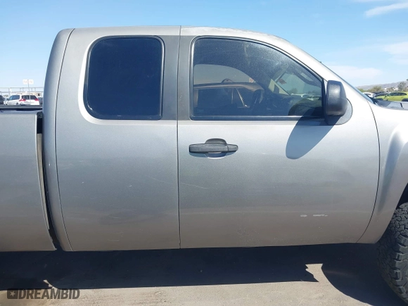 2008 Chevrolet Silverado 1500 LTZ with VIN 1GCEC19098Z103219, listed as a IAAI auction lot 41993792 with 183,997 mi miles. Bid and sale history available at carsss.com. Image 13.