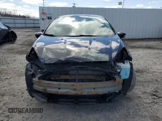 2014 Ford Fiesta SE z VIN 3FADP4EJ5EM182407, wystawiony jako Copart lot #51848425 z przebiegiem 134 347 mil mil oraz Szkoda całkowita • Salvage title. Historia ofert i sprzedaży dostępna na DreamBid. Obrazek 5.