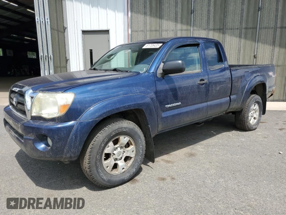 2008 Toyota Tacoma z VIN 5TEUU42N98Z499284, wystawiony jako Copart lot #61735435 z przebiegiem 72 446 mil mil oraz Czysty tytuł • Clean title. Historia ofert i sprzedaży dostępna na DreamBid. Obrazek 1.