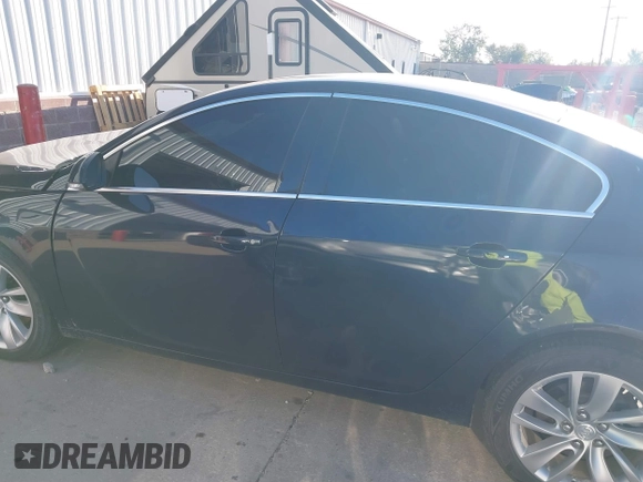 2016 Buick Regal Premium II with VIN 2G4GT5GX7G9148499, listed as a IAAI auction lot 40478560 with 82,804 mi miles. Bid and sale history available at carsss.com. Image 14.