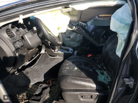 2013 Chevrolet Captiva Sport LT with VIN 3GNAL3EK1DS610650, listed as a Copart auction lot 81272554 with Not Provided miles and Non Repairable. Bid and sale history available at DreamBid. Image 7.