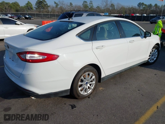 2016 Ford Fusion S with VIN 1FA6P0G79G5112887, listed as a IAAI auction lot 41522790 with 164,747 mi miles. Bid and sale history available at carsss.com. Image 4.