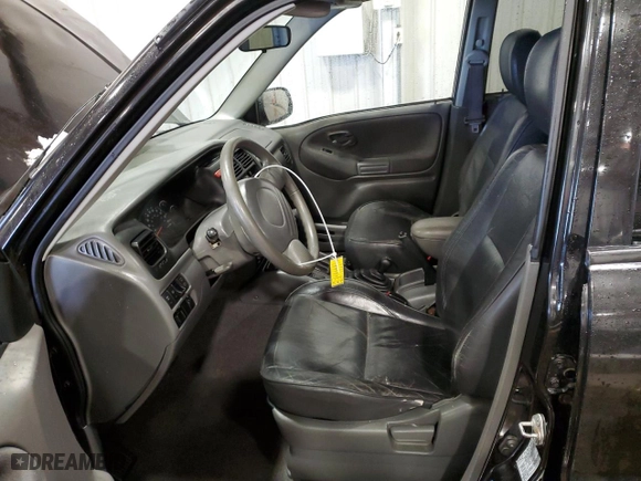 2000 Suzuki Grand Vitara JLX with VIN JS3TD62V1Y4113961, listed as a Copart auction lot 41488995 with 212,541 mi miles and Salvage Title. Bid and sale history available at carsss.com. Image 7.