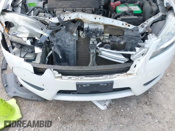 2013 Nissan Sentra SV with VIN 3N1AB7AP8DL780554, listed as a IAAI auction lot 41791955 with 81,479 mi miles. Bid and sale history available at carsss.com. Image 6.