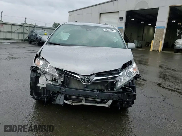 2020 Toyota Sienna XLE with VIN 5TDDZ3DC7LS251760, listed as a Copart auction lot 60125385 with 62,326 mi miles and Salvage title. Bid and sale history available at DreamBid. Image 15.