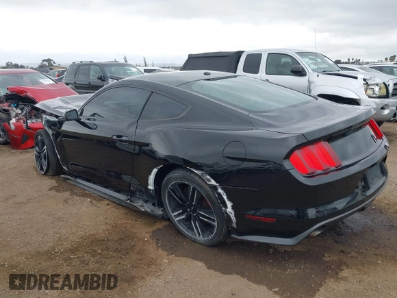 2015 Ford Mustang EcoBoost z VIN 1FA6P8TH6F5370313, wystawiony jako IAAI lot #42206594 z przebiegiem 76 769 mil mil oraz . Historia ofert i sprzedaży dostępna na DreamBid. Obrazek 3.