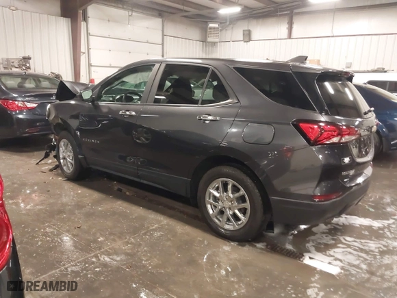 2022 Chevrolet Equinox LS with VIN 3GNAXSEV1NS172125, listed as a IAAI auction lot 40965459 with 40,499 mi miles. Bid and sale history available at carsss.com. Image 3.