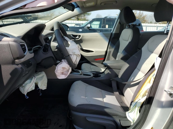 2017 Hyundai Ioniq Blue z VIN KMHC65LCXHU048264, wystawiony jako Copart lot #55485165 z przebiegiem Nie podano mil oraz Szkoda całkowita • Salvage title. Historia ofert i sprzedaży dostępna na DreamBid. Obrazek 7.