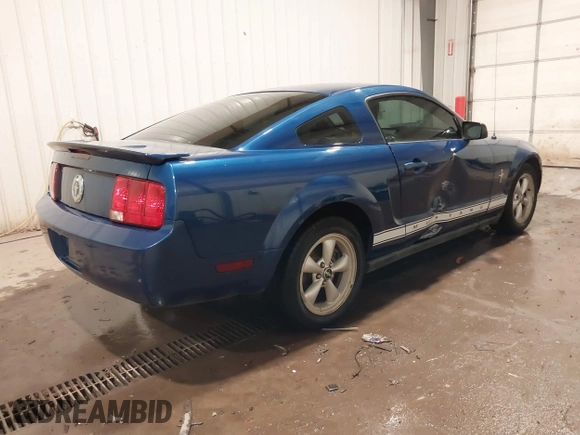 2007 Ford Mustang Deluxe with VIN 1ZVFT80N575320680, listed as a IAAI auction lot 41373758 with 109,588 mi miles and . Bid and sale history available at DreamBid. Image 4.