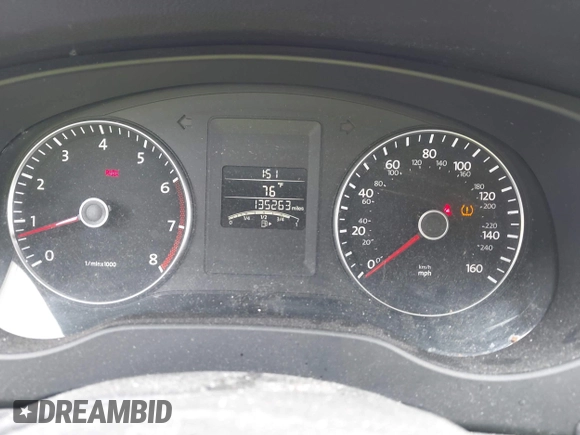 2013 Volkswagen Jetta SE with VIN 3VWBX7AJ3DM434661, listed as a IAAI auction lot 42505596 with 135,263 mi miles and . Bid and sale history available at DreamBid. Image 7.
